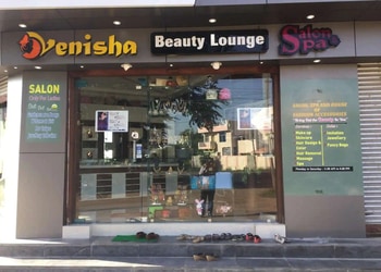 Venisha-beauty-lounge-Makeup-artist-Sector-9-bhilai-Chhattisgarh-1