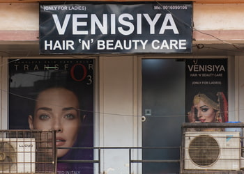 Venisiya-hair-n-beauty-care-Beauty-parlour-Athwalines-surat-Gujarat-1