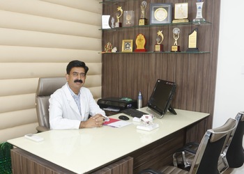 Viaan-eye-retina-centre-Eye-hospitals-Sector-54-gurugram-Haryana-2