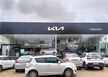 Vibrant-kia-Car-dealer-Gandhinagar-Gujarat-1