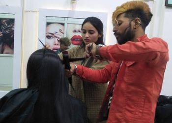 Vlcc-Beauty-parlour-Vindhyachal-Uttar-pradesh-2