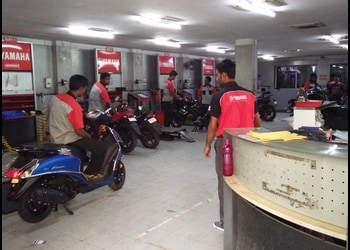 Vr-enterprise-Motorcycle-dealers-Burnpur-asansol-West-bengal-2