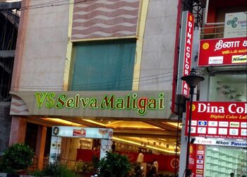 Vs-selvamaligai-Jewellery-shops-Hasthampatti-salem-Tamil-nadu-1