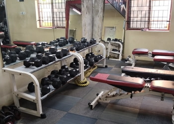 Wave-unisex-fitness-studio-ac-Gym-Saidapet-chennai-Tamil-nadu-3