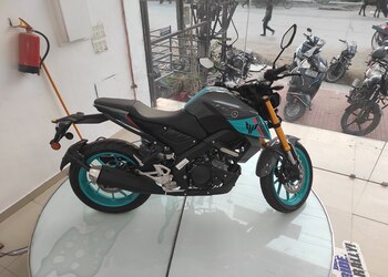 Yamaha-sidharth-auto-Motorcycle-dealers-Sector-31-gurugram-Haryana-3