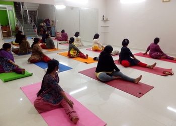 Yog-sadhana-kendra-Yoga-classes-Aminabad-lucknow-Uttar-pradesh-1